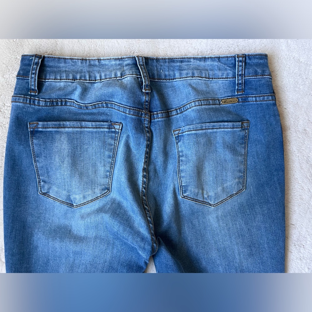KanCan Distressed Blue Jeans Raw Hem Women Size 30/13 - Picture 6 of 11